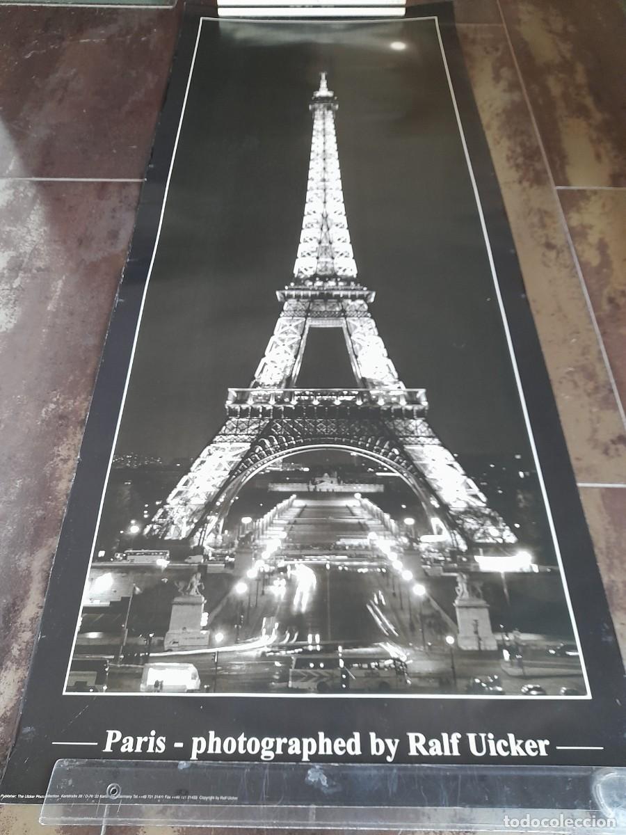 Coleccionismo: Poster vista nocturna Torre Eiffel iluminada y Campos El&iacute;seos, 120x47 cm, fotografo Ralf Uicker