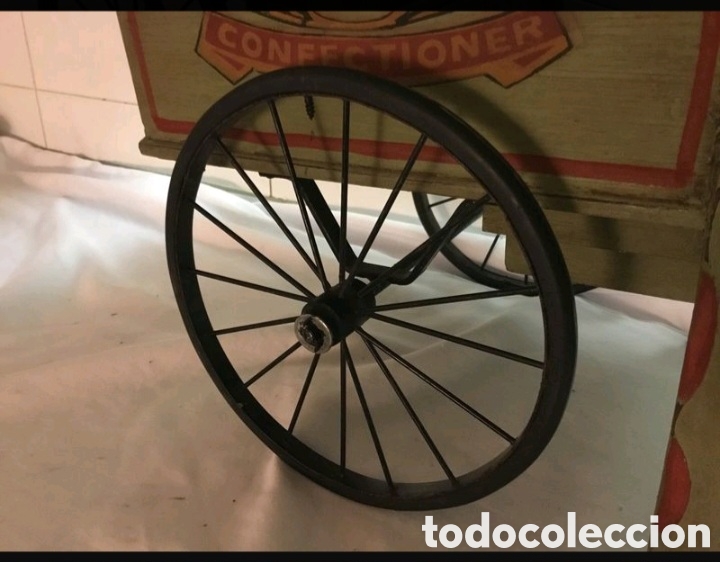 Coleccionismo: Carro de mano madera decorado - Foto 2