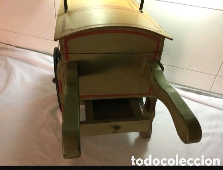 Coleccionismo: Carro de mano madera decorado - Foto 4