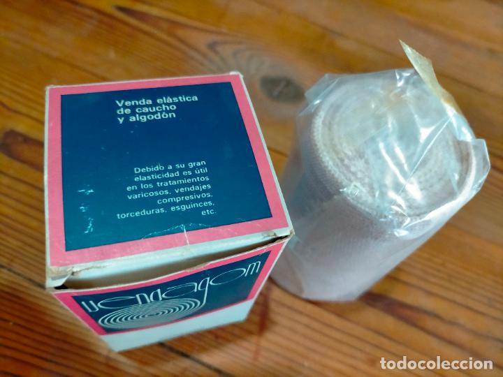 Coleccionismo: Venda el&aacute;stica de caucho y algod&oacute;n Vendagom con caja - Foto 2