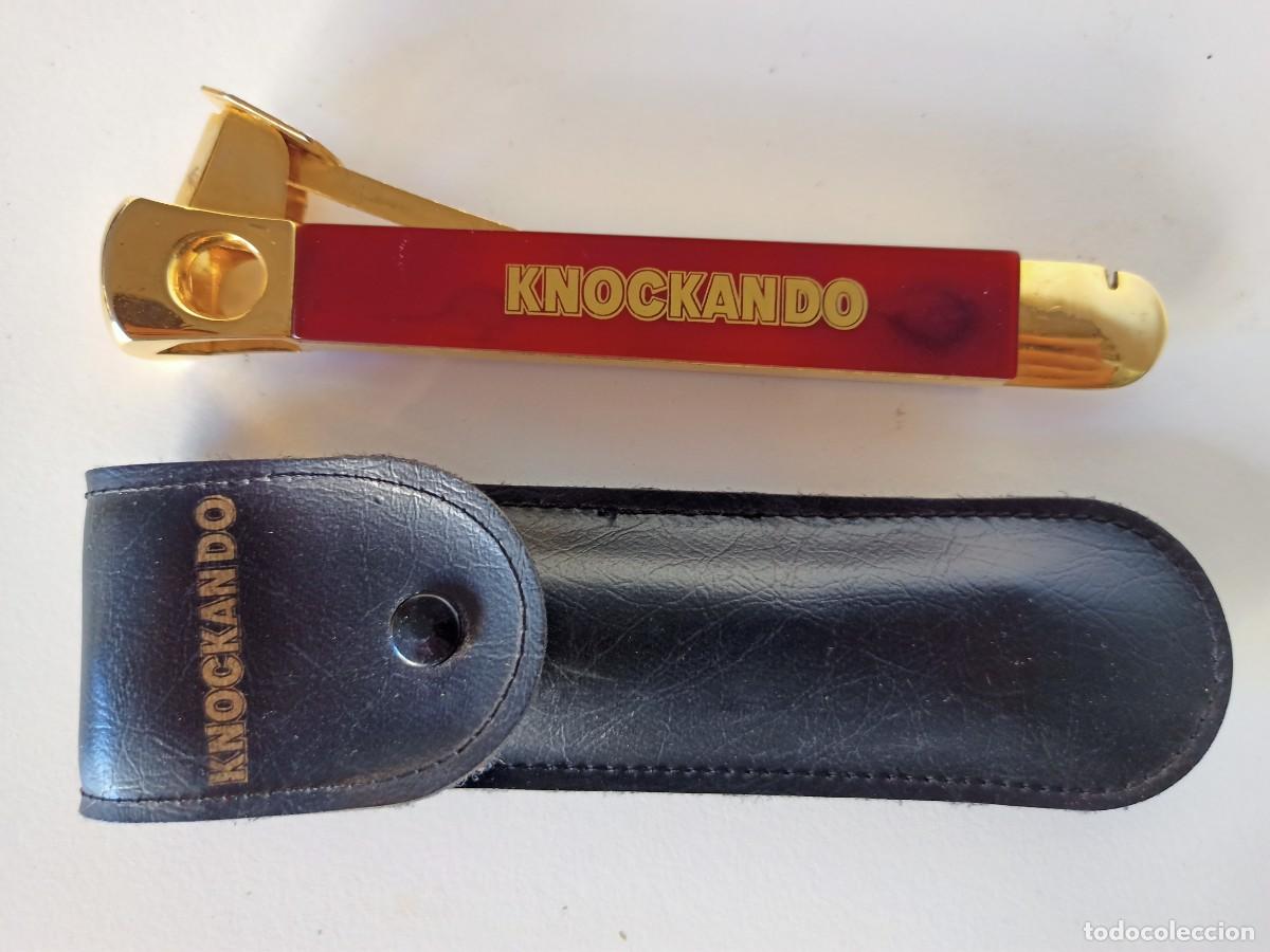 Coleccionismo: Cortapuros dorado con funda - Foto 1