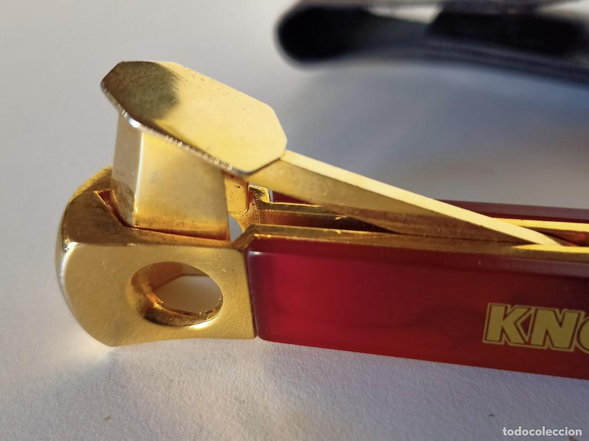 Coleccionismo: Cortapuros dorado con funda - Foto 3