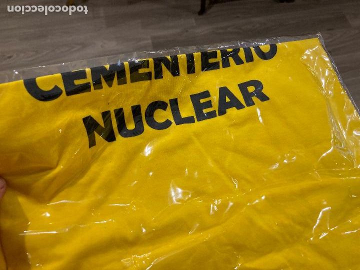 Coleccionismo: Camiseta no cementerio nuclear hecha para manifestaciones contra cementerio nuclear Zarra Valencia