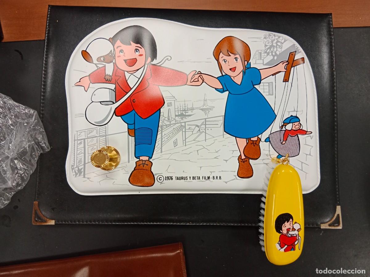 Coleccionismo: TAURUS Y BETA FILM BRB - MARCO - PORTACEPILLO , PERCHA Y CEPILLO - ORIGINAL A&Ntilde;OS 70 - NUEVO