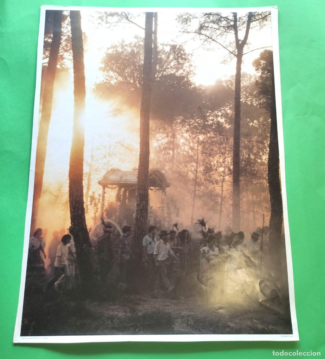 Collezionismo: LAMINA FOTO CAMINO DEL ROCIO * HERMANDAD ROCIERA * FOTO RAMON LEON ** 33X45