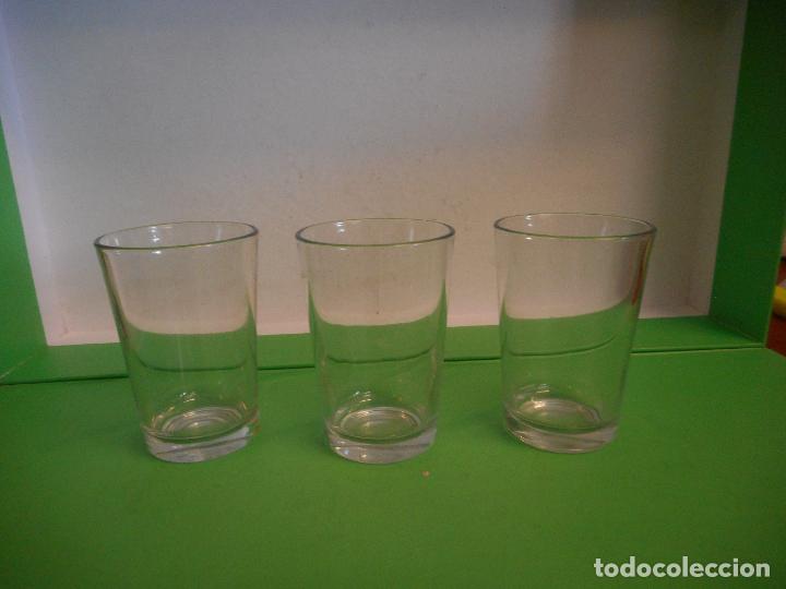 Collectionnisme: 3 VASOS. EN CRISTAL. ALTO 10 CM. DIAMETRO 6,5 CM.
