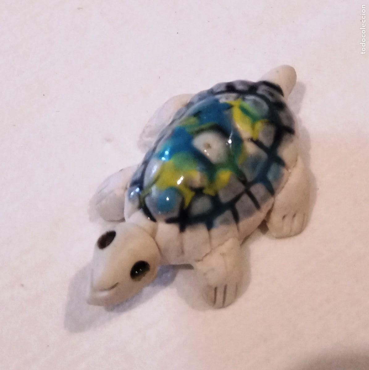 Collecting: TORTUGA -MINIATURA MINI - PIEDRA BLANCA Y ESMALTE DE COLORES - MACIZA - VER FOTOS Y DATOS - N&ordm; 149