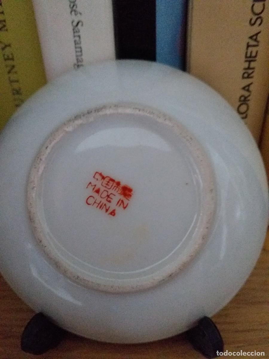 Coleccionismo: 5 platitos de porcelana - Foto 5