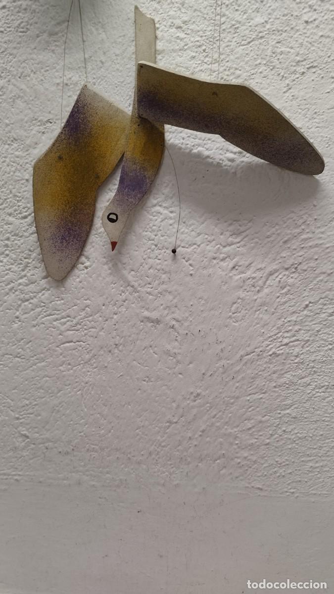 Coleccionismo: Antiguo P&aacute;jaro de Madera Tallada/Marqueter&iacute;a.le falta enganche en la parte delantera de las alas