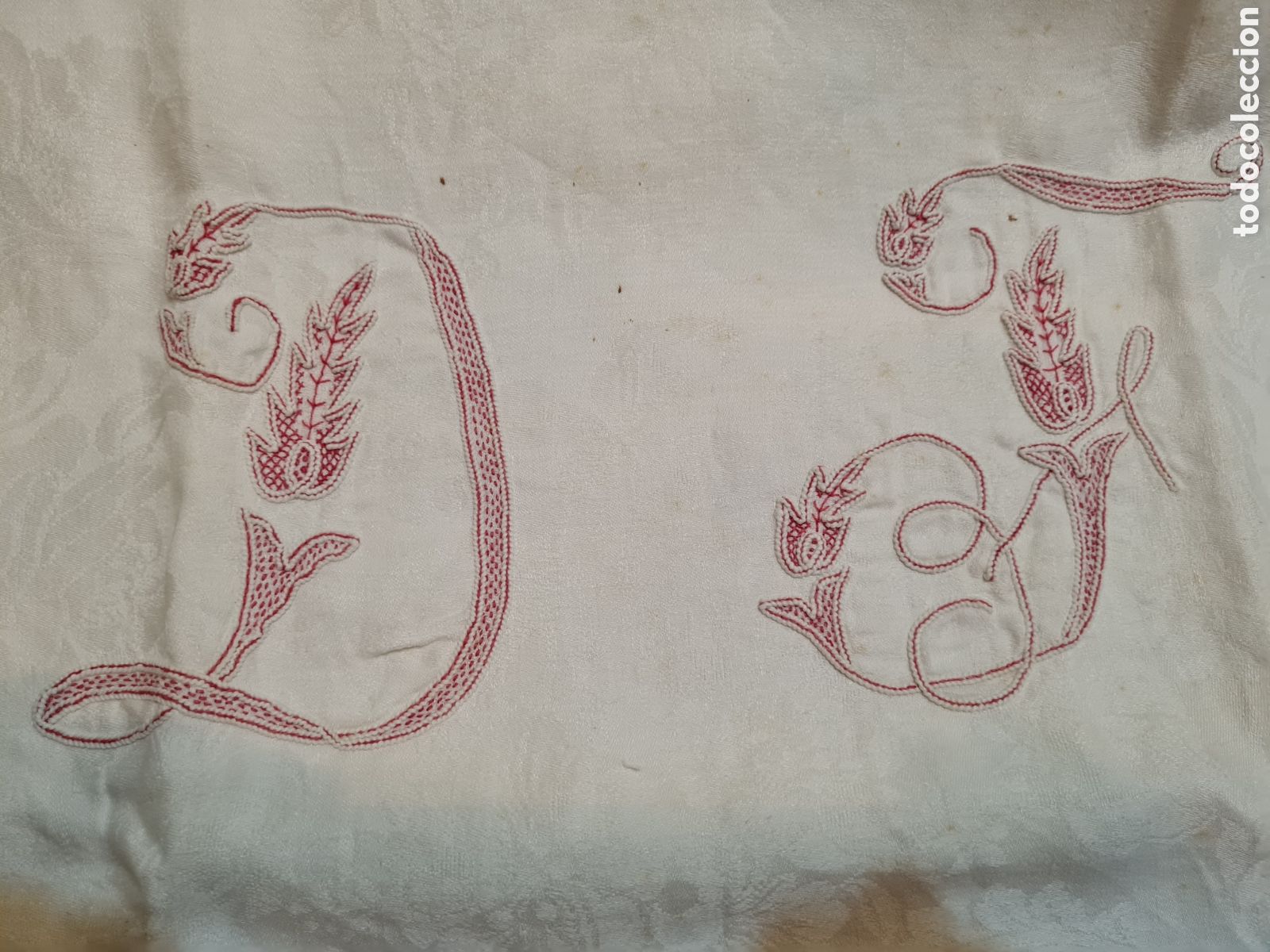 Coleccionismo: Toalla antigua,con letras bordadas - Foto 2