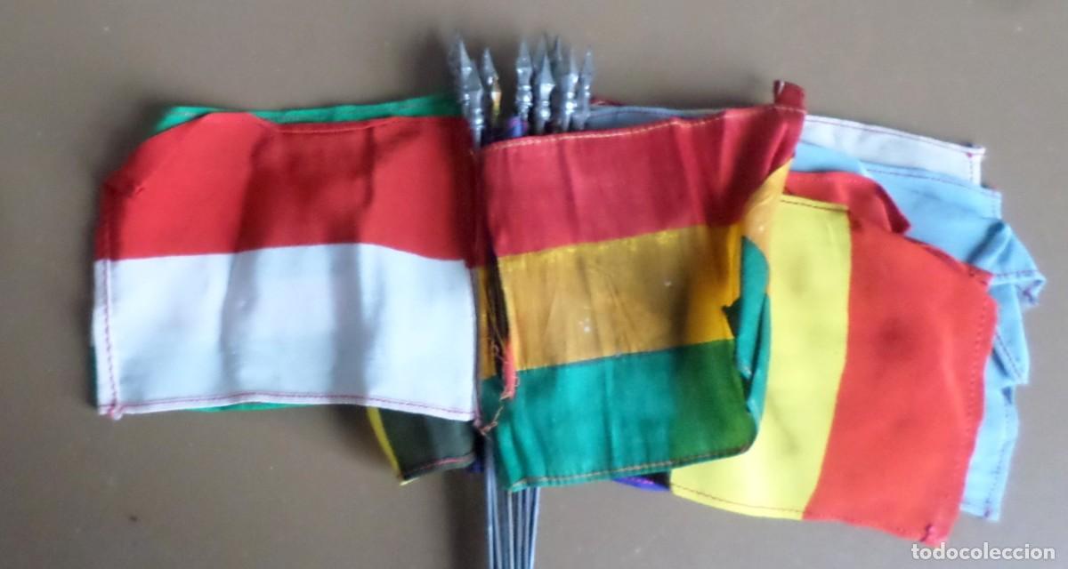 Coleccionismo: 16 banderas antiguas - Foto 2