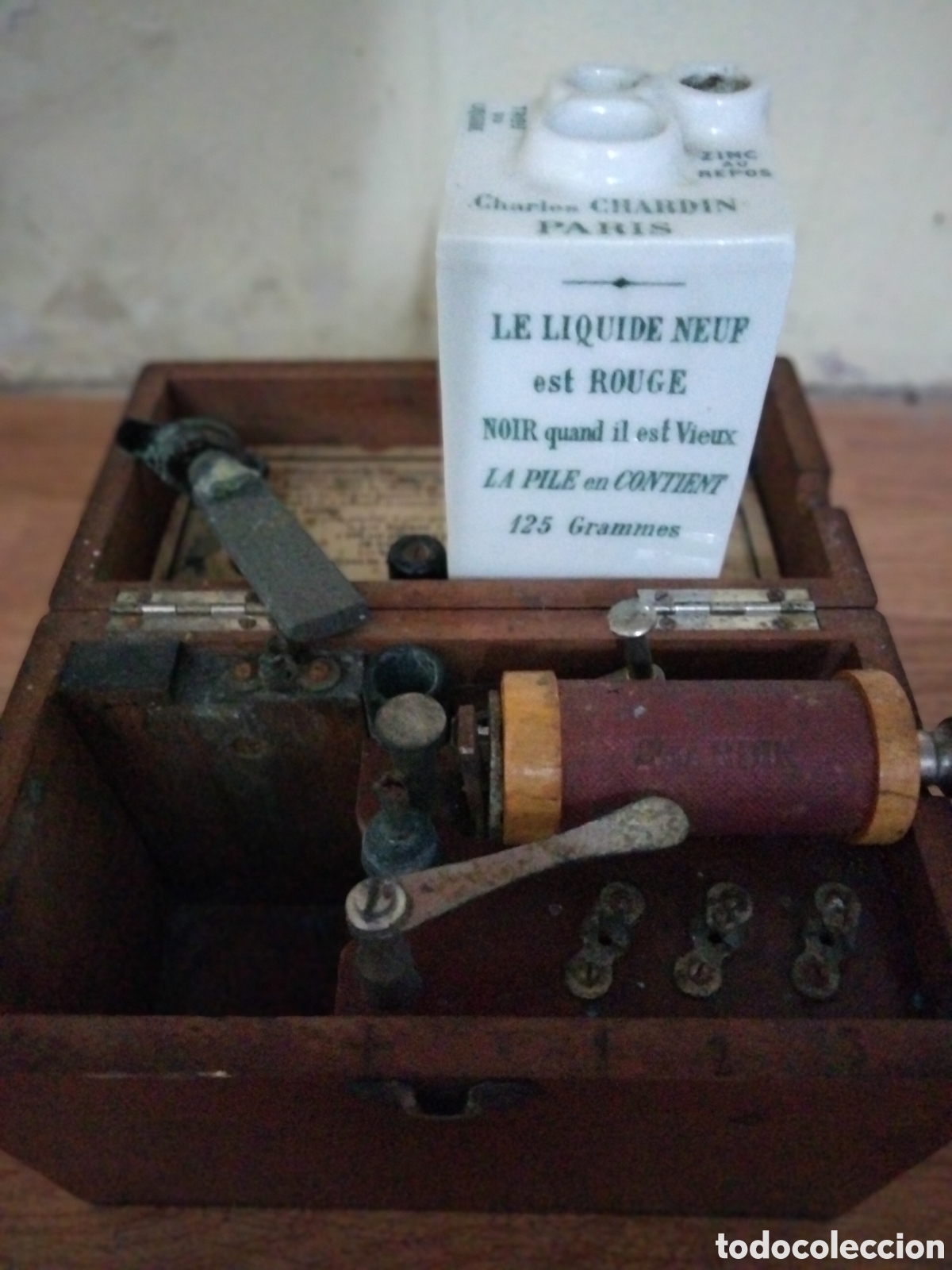 Coleccionismo: ANTIGUO CARGADOR DE BATER&Iacute;A - Foto 5