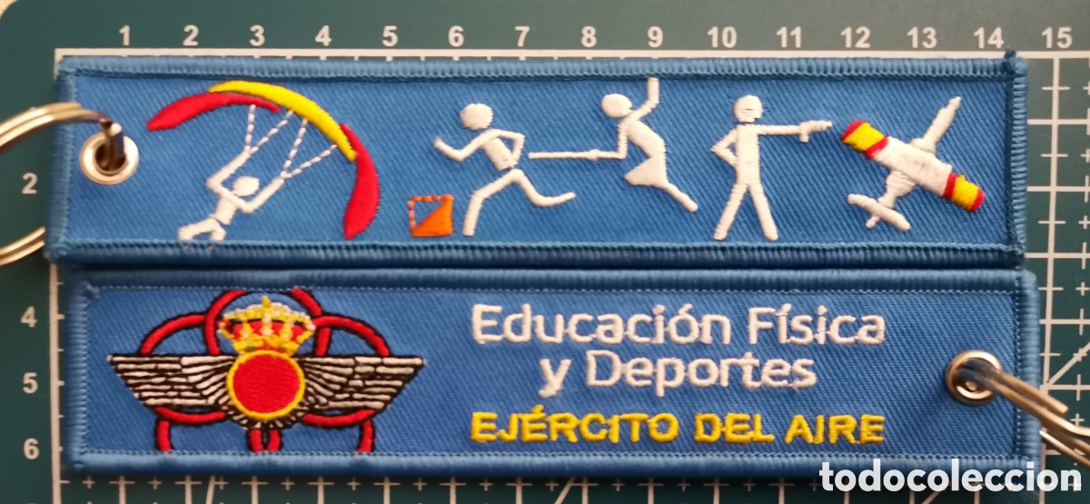 Coleccionismo: LLAVERO BORDADO EDUCACI&Oacute;N, F&Iacute;SICA Y DEPORTES. EJ&Eacute;RCITO DEL &Aacute;IRE ESPA&Ntilde;A