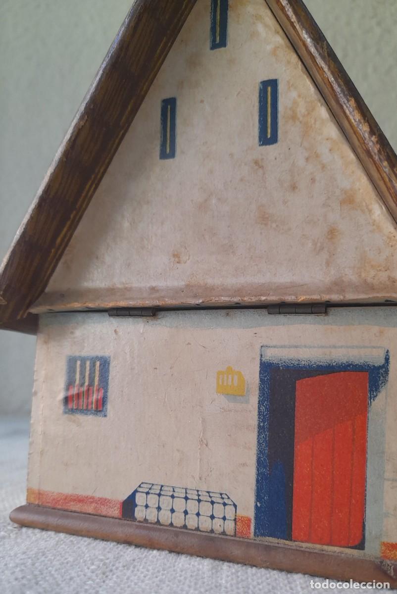 Coleccionismo: Caja de madera con forma de barraca valenciana - Foto 5