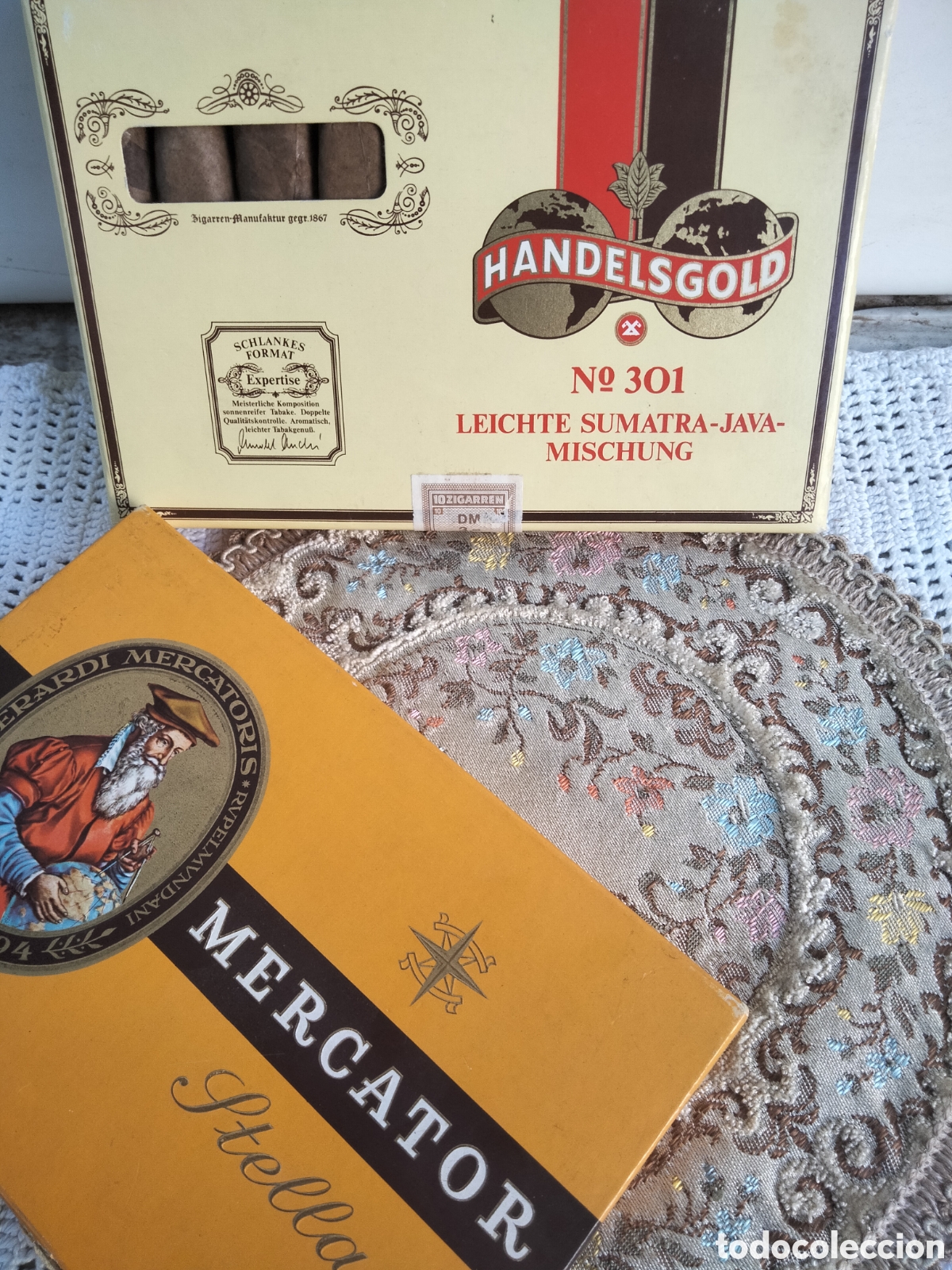 Coleccionismo: Antigua caja con puros varios