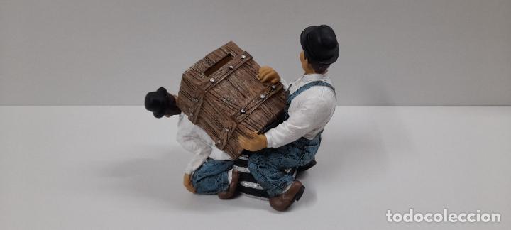Coleccionismo: HUCHA EL GORDO Y EL FLACO - Foto 5