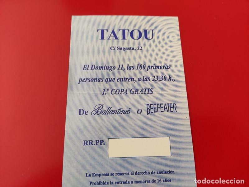 Collezionismo: FLYER PASE PUERTA DISCOTECA PUB TATOU C/ SAGASTA 22 BALLANTINES BEEFEATER MADRID A&Ntilde;OS 90