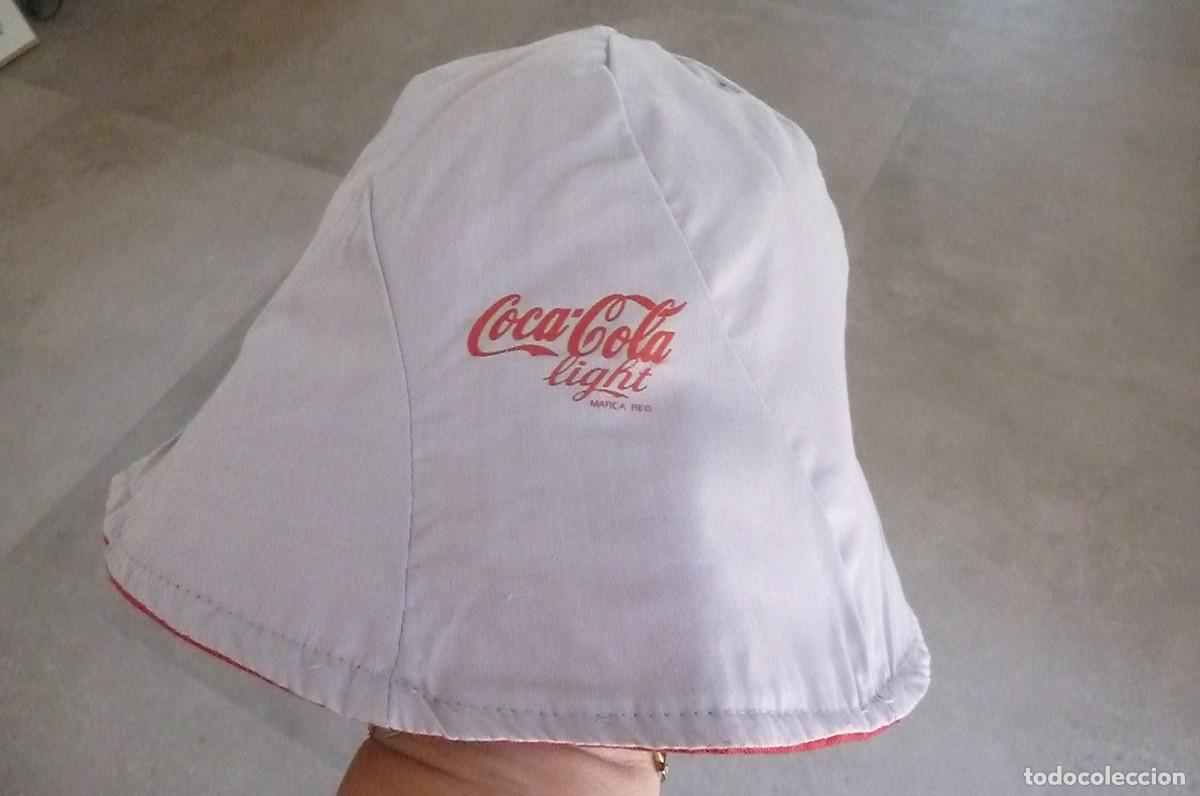Coleccionismo: Gorro reversible publicidad Coca-Cola - Foto 1