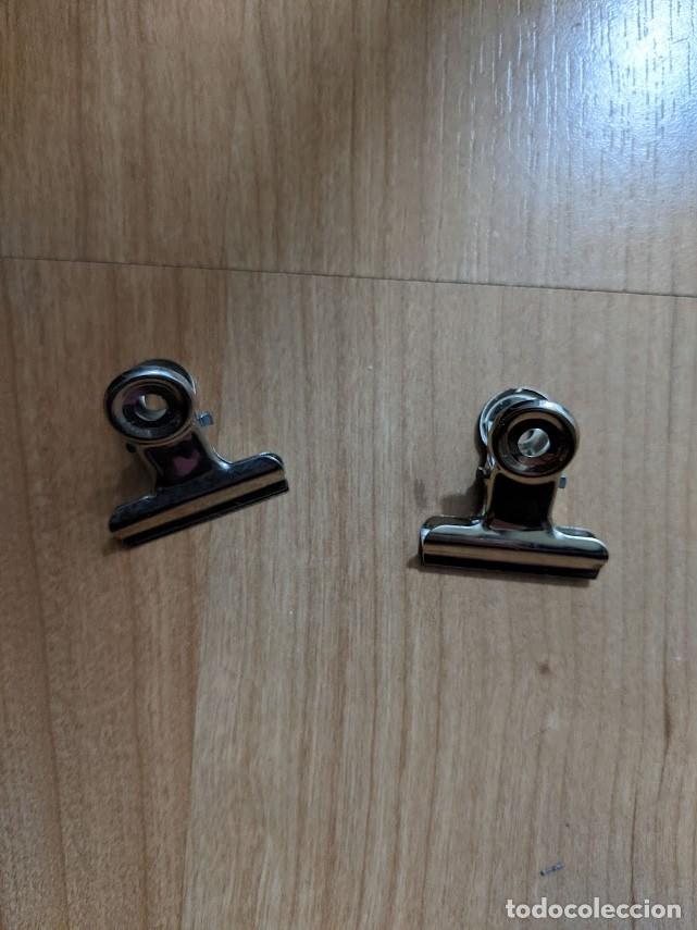 Colecionismo: 2 PINZAS CROMADAS