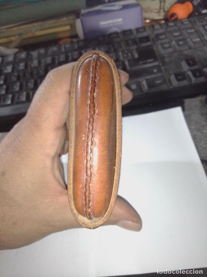 Coleccionismo: Pitillera de Cuero Punzonada - Foto 5