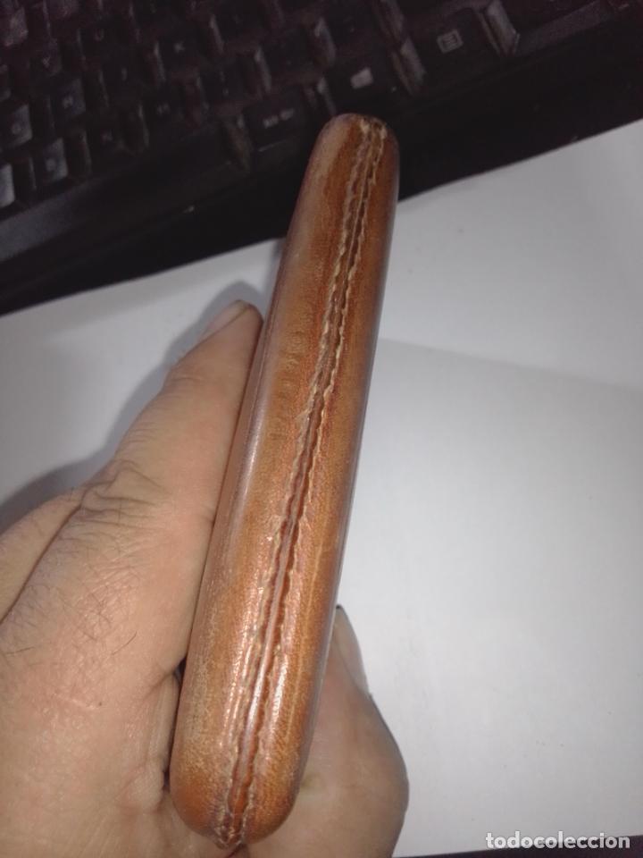 Coleccionismo: Pitillera de Cuero Punzonada - Foto 11