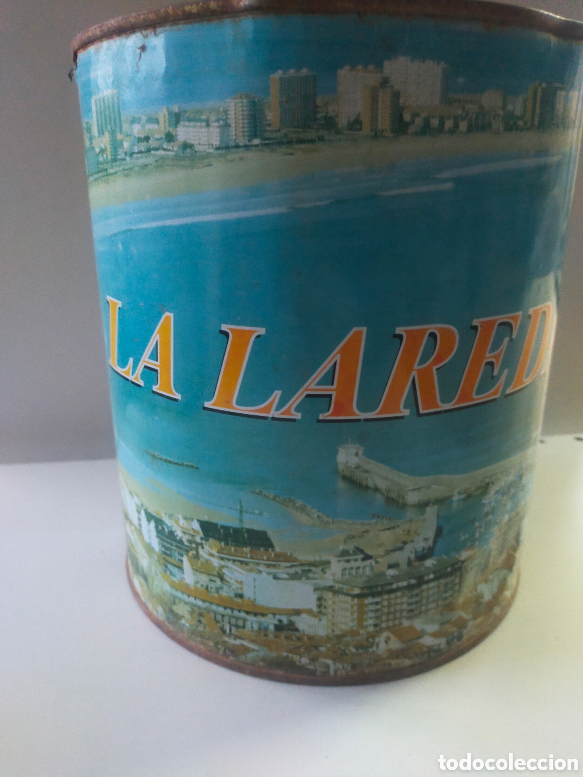 Coleccionismo: Vieja lata de anchoas la laredana Laredo Cantabria
