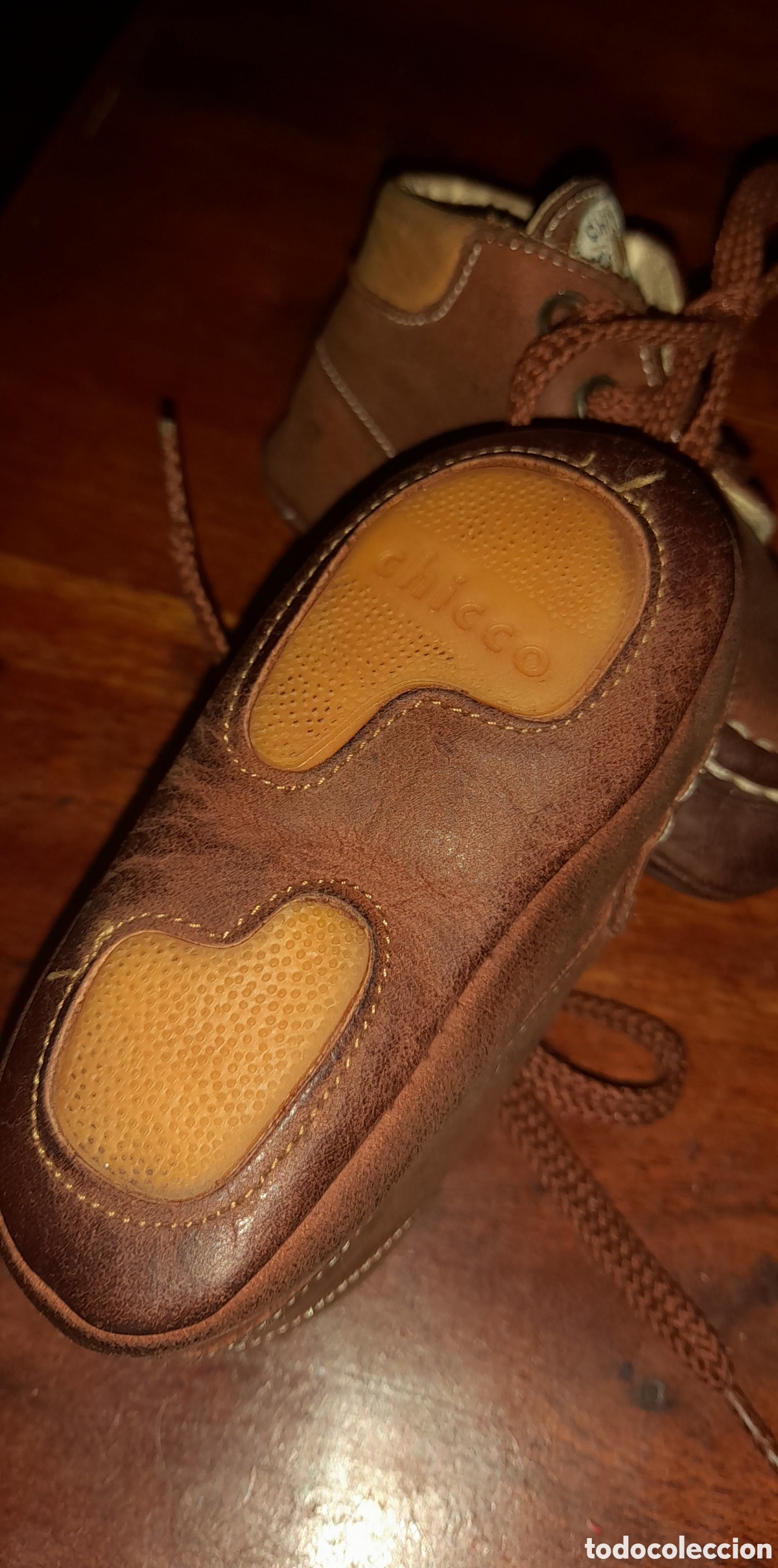 Coleccionismo: Zapatitos beb&eacute; piel - Foto 2