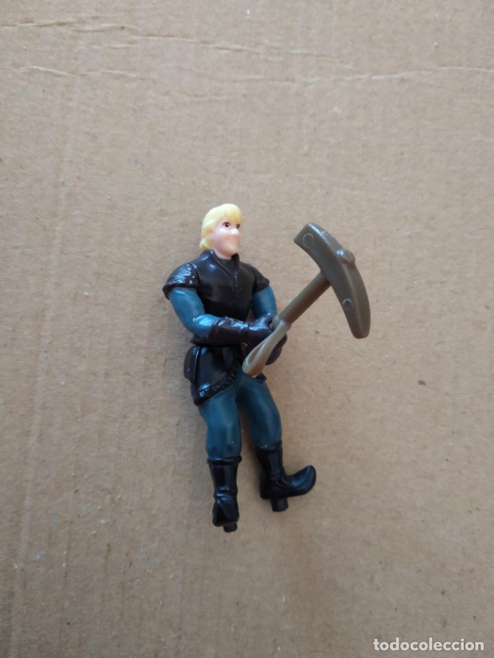 Coleccionismo: MU&Ntilde;ECO PERSONAJE PELICULA DISNEY DE JUGUETE MIDE APROXIMADAMENTE 6CM X 4,2CM