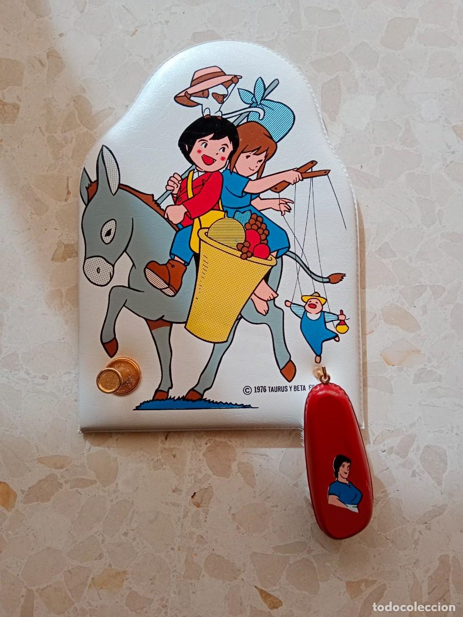 Coleccionismo: TAURUS Y BETA FILM BRB - MARCO - PORTACEPILLO , PERCHA Y CEPILLO - ORIGINAL A&Ntilde;OS 70 - NUEVO