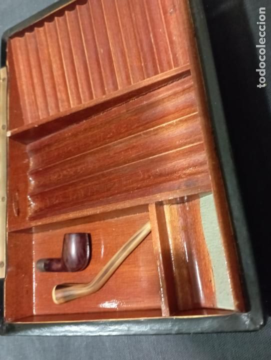 Coleccionismo: Caja de tabaco con interior de madera forrada. - Foto 3