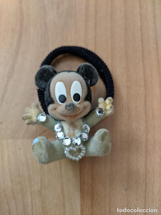 Collecting: GOMA MINNIE