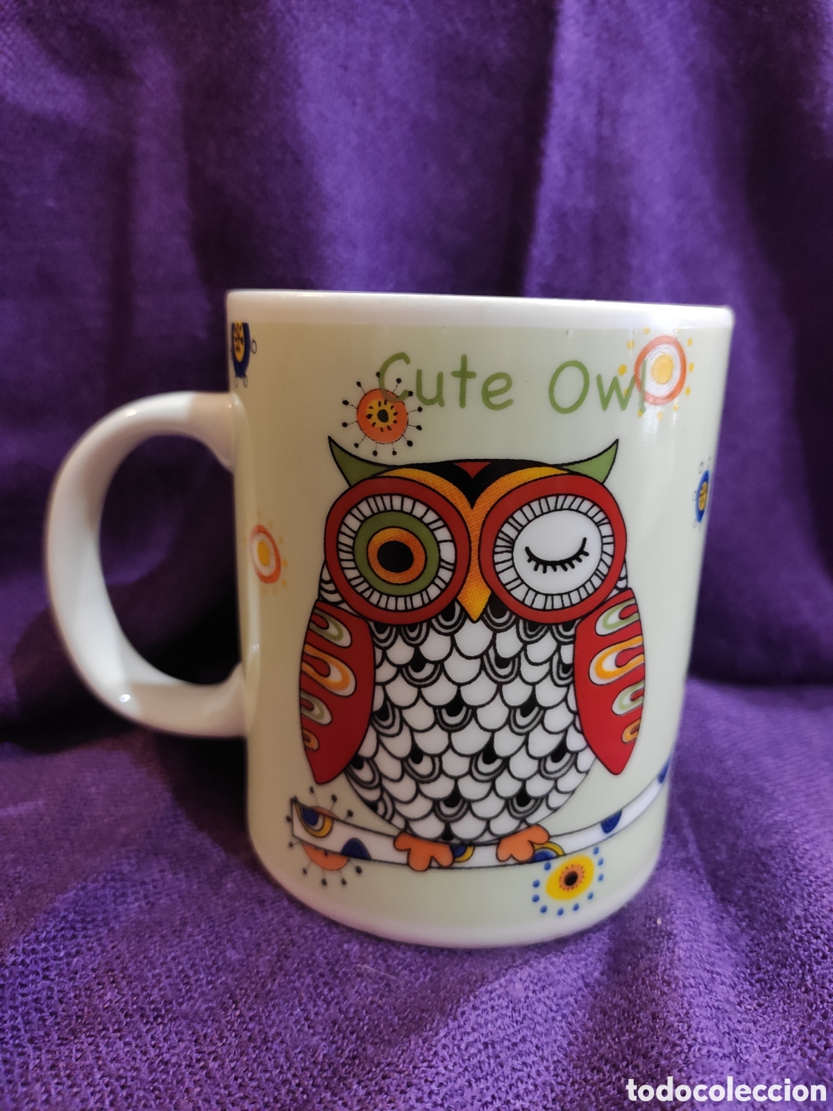 Coleccionismo: Mug en porcelana, b&uacute;ho.
