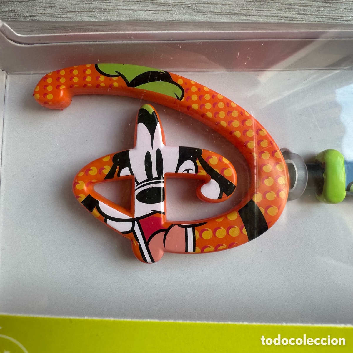 Coleccionismo: Llave Opening Ceremony Goofy, Disney Store. - Foto 2
