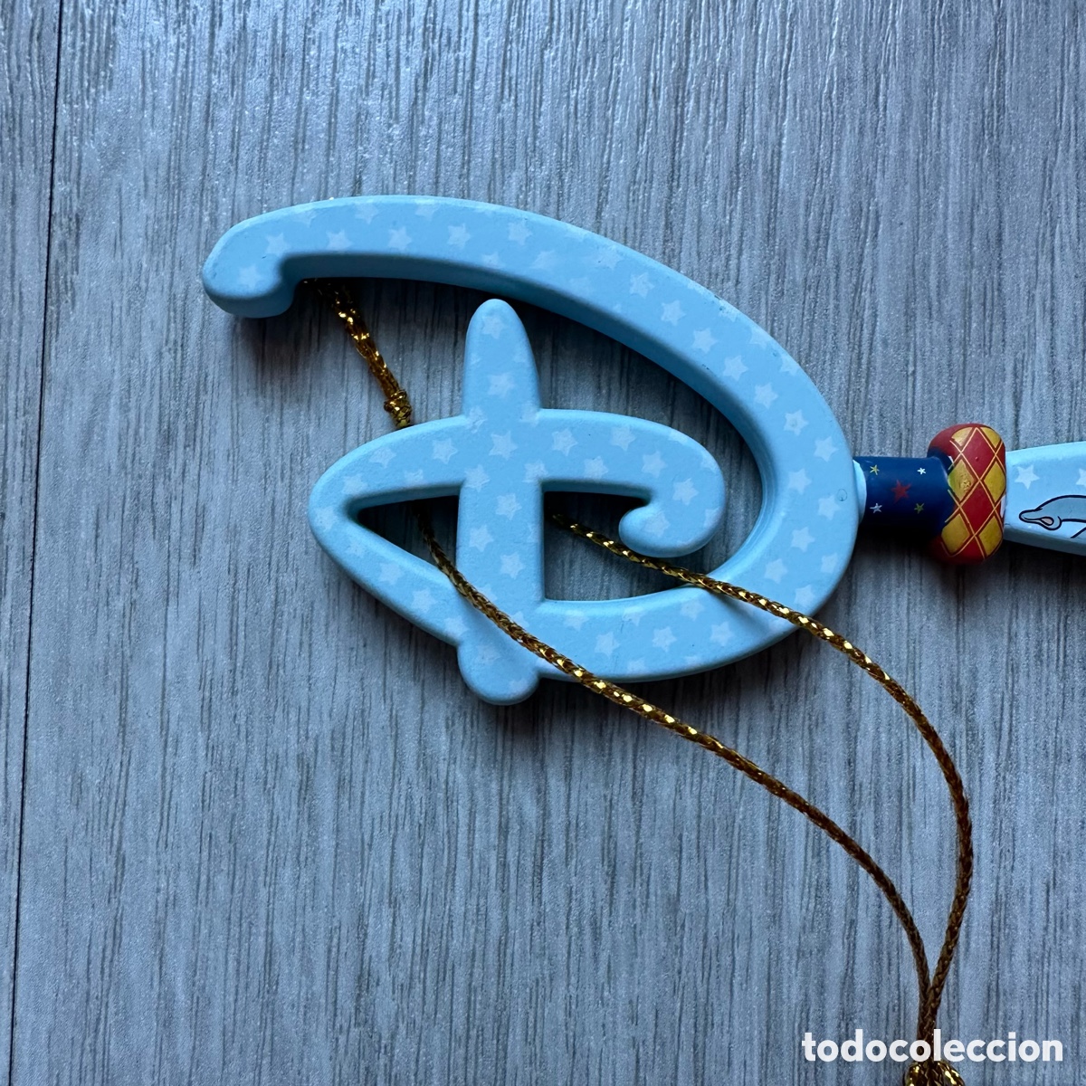 Coleccionismo: Llave Dumbo Opening Ceremony Disney Store. - Foto 2