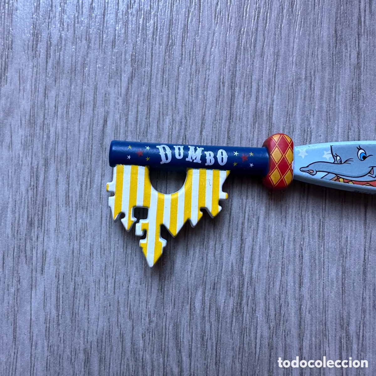 Coleccionismo: Llave Dumbo Opening Ceremony Disney Store. - Foto 8