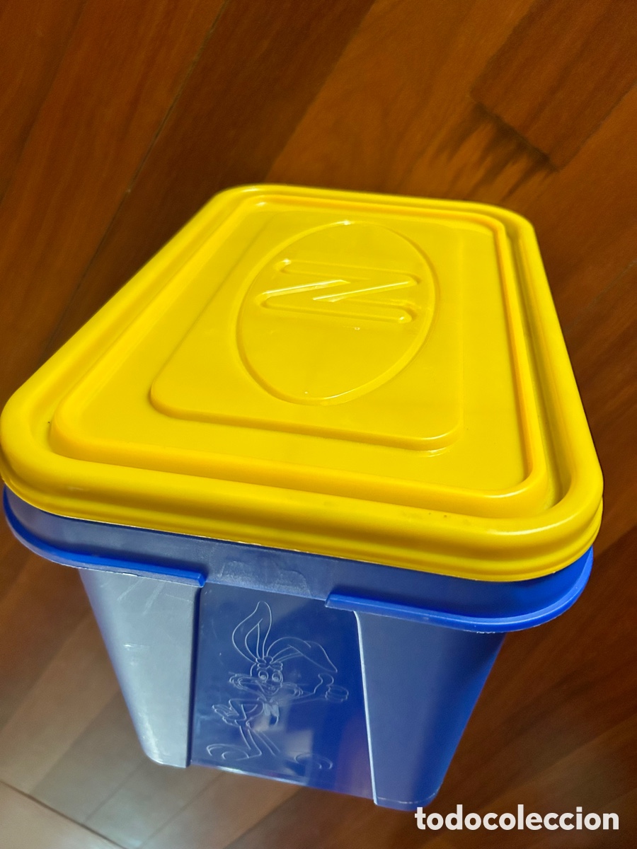 Coleccionismo: CAJA /COFRE NESQUIK DE PL&Aacute;STICO - Foto 1