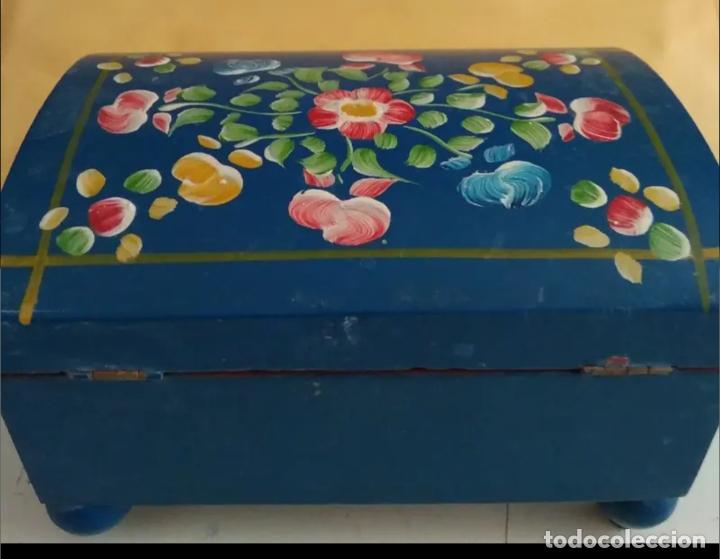 Coleccionismo: Caja madera pintada a mano - Foto 2