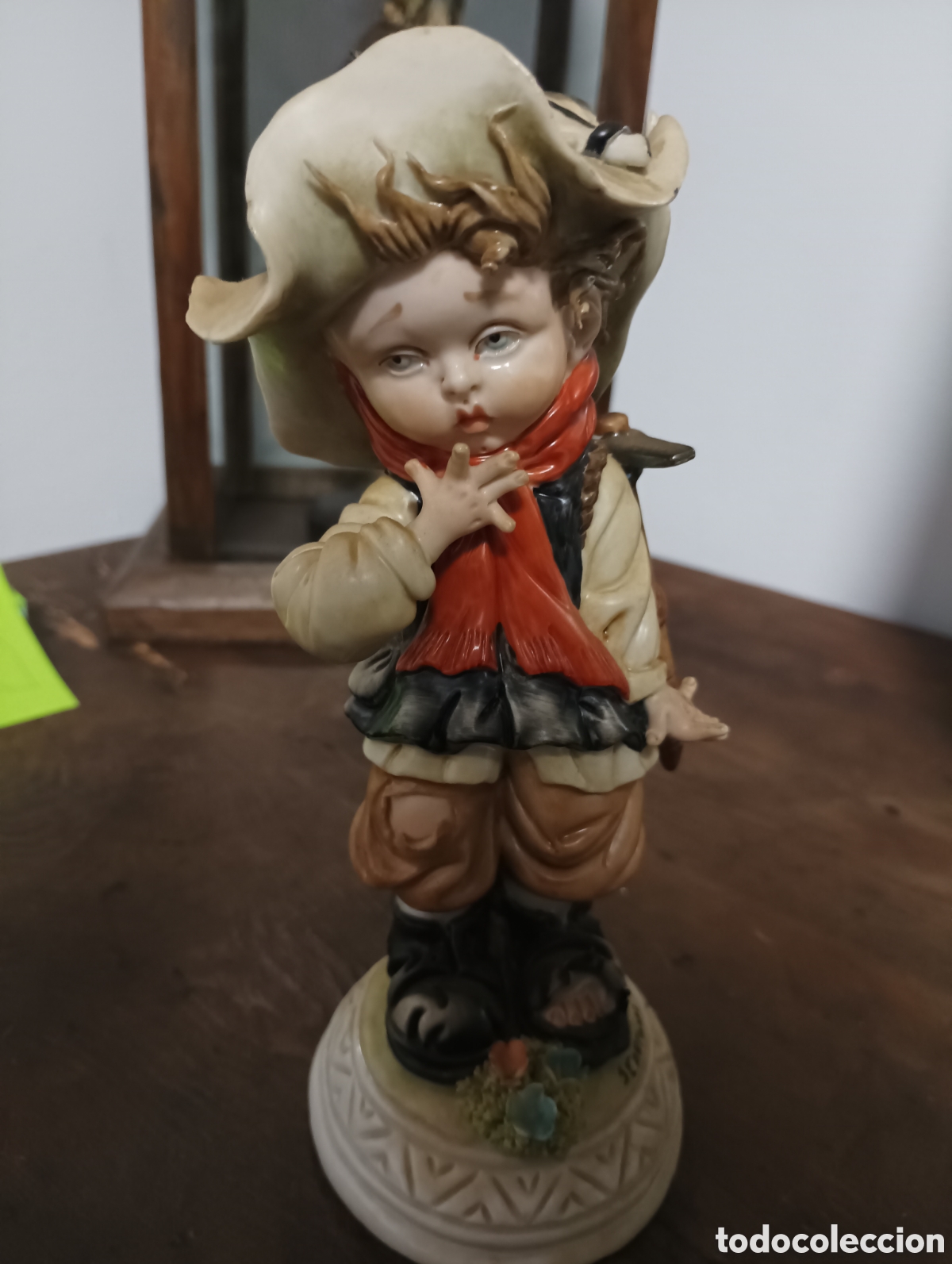 Coleccionismo: Cer&aacute;mica ni&ntilde;o carpone - Foto 1