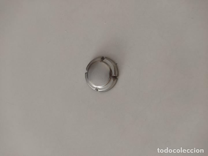Coleccionismo: CHAPA TAP&Oacute;N MET&Aacute;LICA DE BOTELLA COLOR GRIS