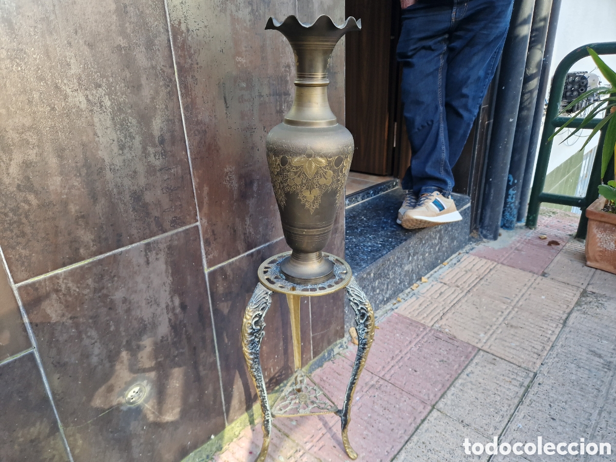 Coleccionismo: MESA Y GARRON EN BRONCE LABRADO - Foto 2