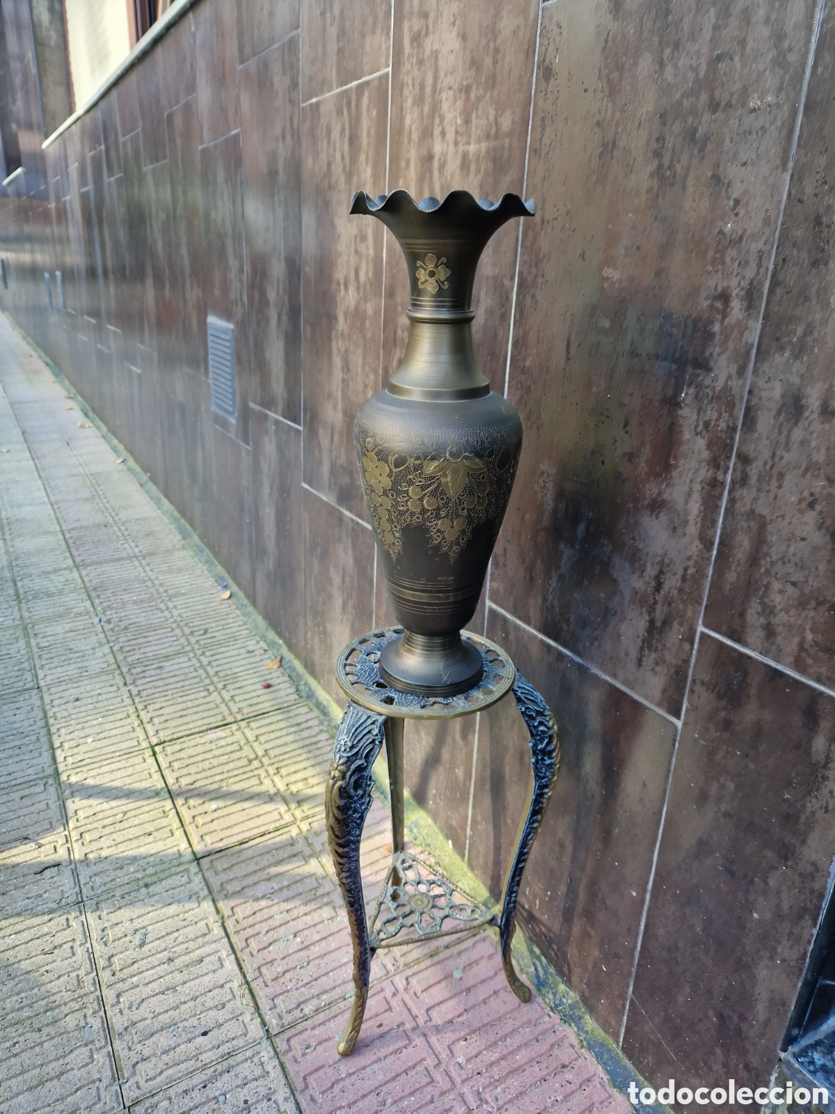 Coleccionismo: MESA Y GARRON EN BRONCE LABRADO - Foto 4
