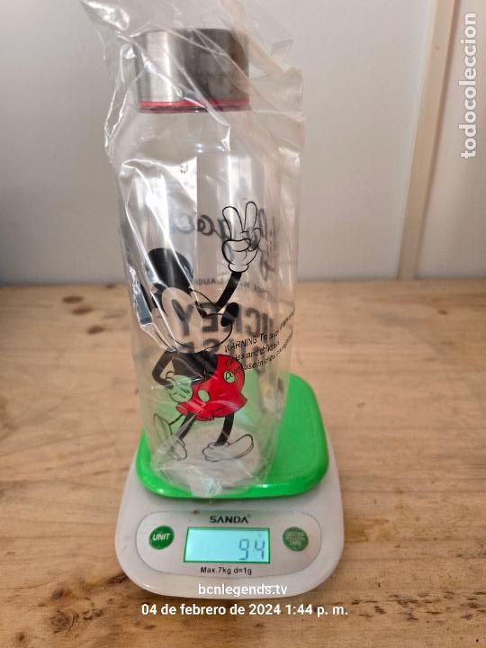 Collectionnisme: BOTELLA AGUA TRANSPARENTE MICKEY MOUSE LIFE GOES 850 ML NUEVA SIN USO
