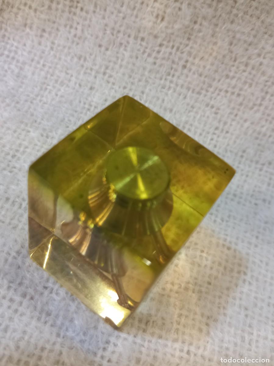 Coleccionismo: RESINA (prisma-cubo) &uml;MORTERO&uml; verde - Foto 6