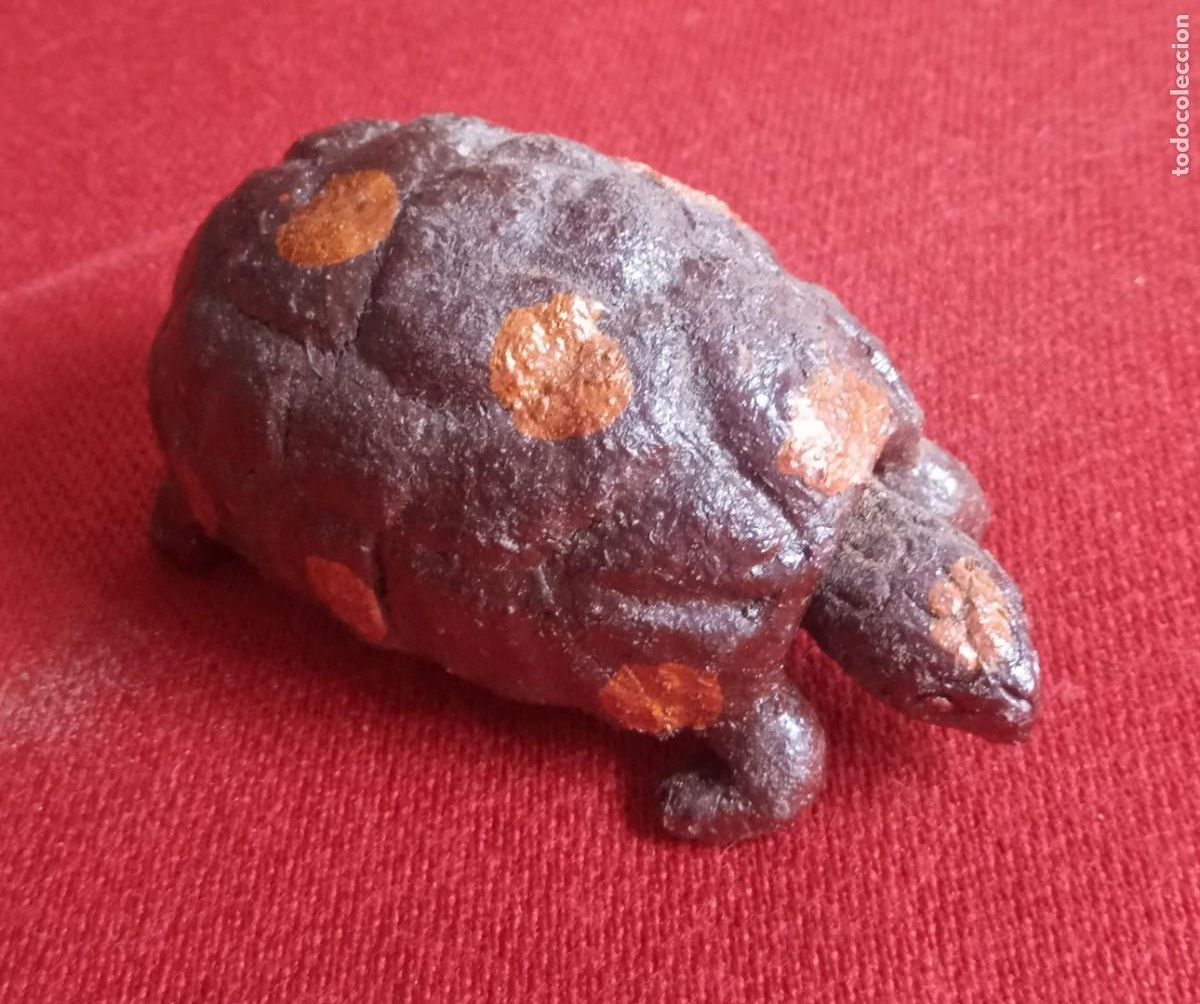 Coleccionismo: TORTUGA - MEDIANA - CABEZA OSCILANTE - HUECA POCO PESO -DESCONOZCO EL MATERIAL- - VER FOTOS - S/ N