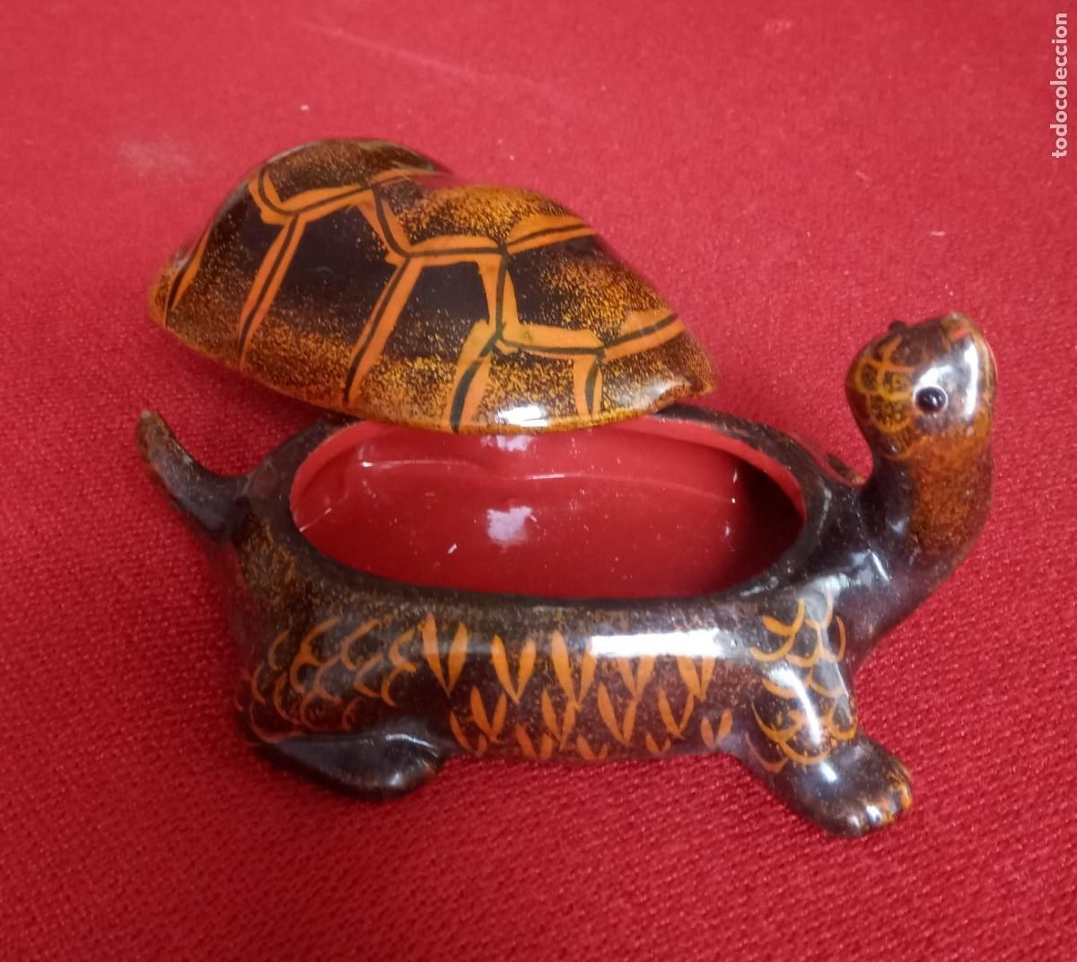 Coleccionismo: TORTUGA - MEDIANA - PRACTICO CAPARAZON TAPA- VARIAS UTILIDADES -CERAMICA/PORCELANA- VER FOTOS -N&ordm; 56