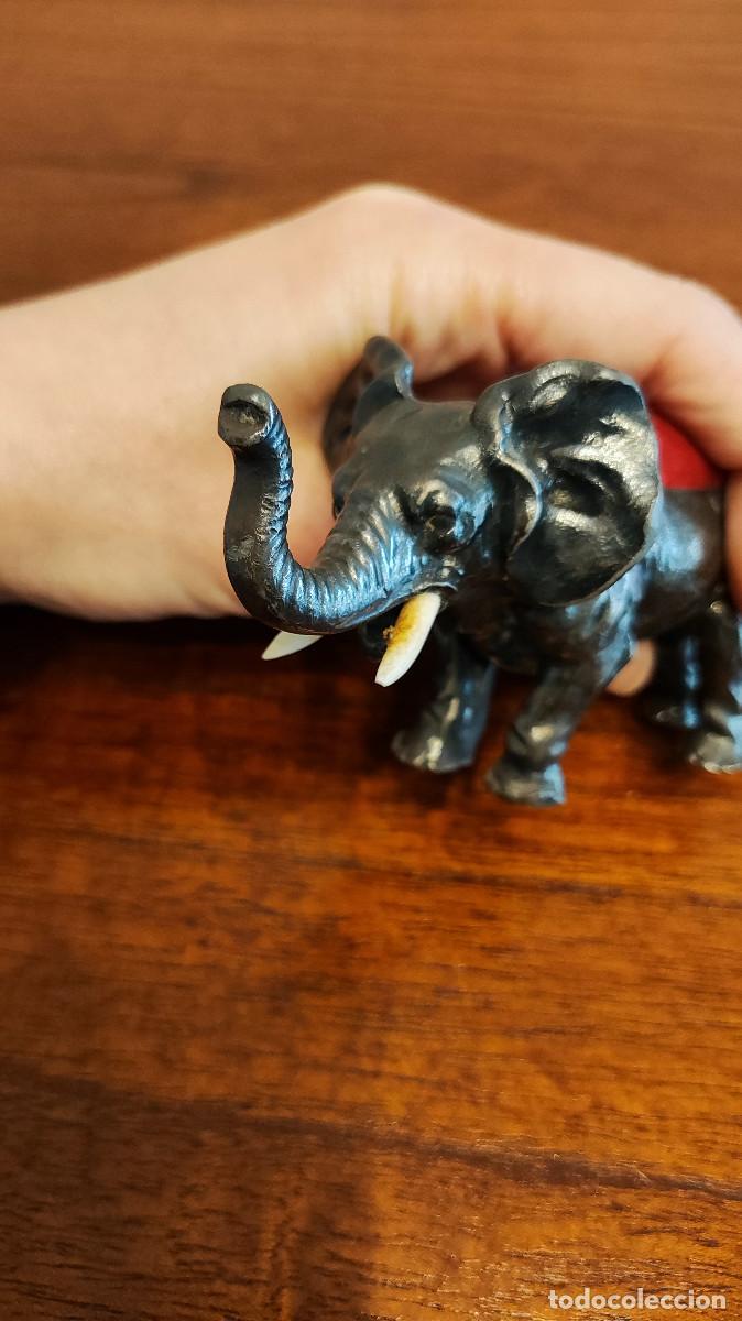 Coleccionismo: antiguo alfiletero en forma de elefante - Foto 4