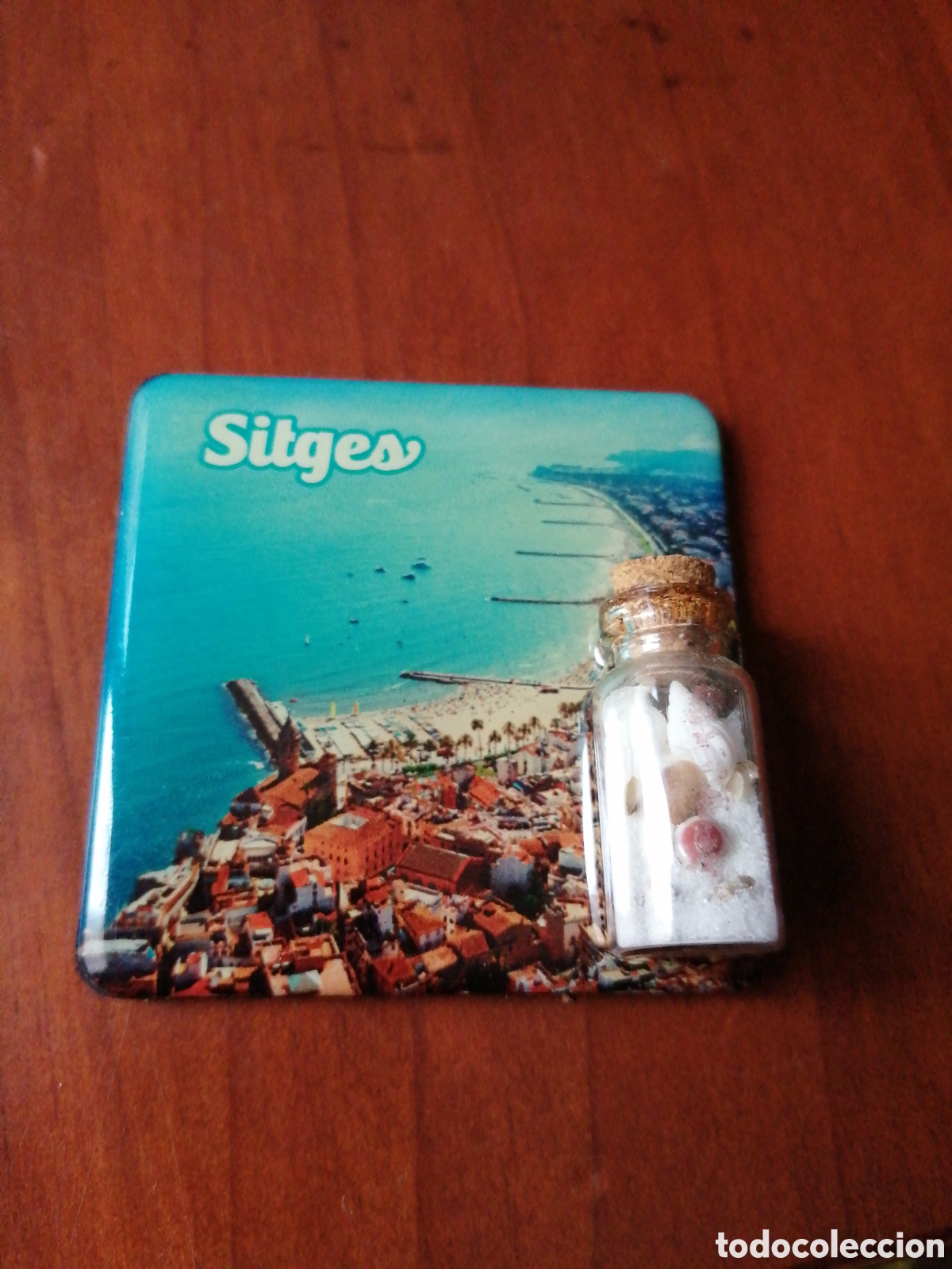 Colecionismo: IMAN IMANES RECUERDO SITGES CON BOTE ARENA Y CARACOLAS
