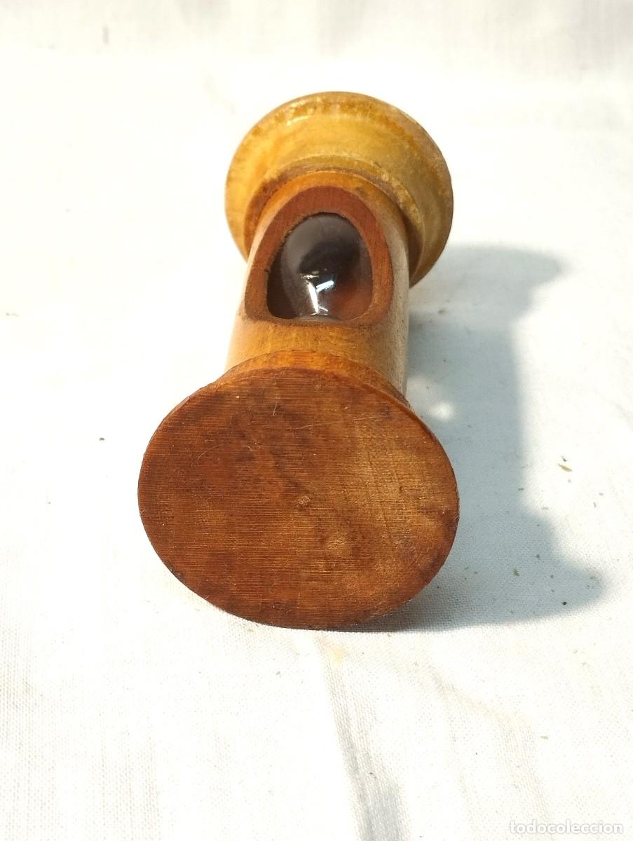 Coleccionismo: RELOJ DE ARENA DE CRISTAL Y BASE DE MADERA - Foto 5