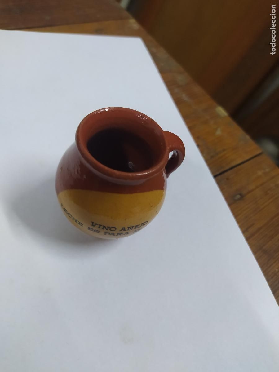 Coleccionismo: Peque&ntilde;a jarra baro con refr&aacute;n. Vitrina 1 - Foto 3