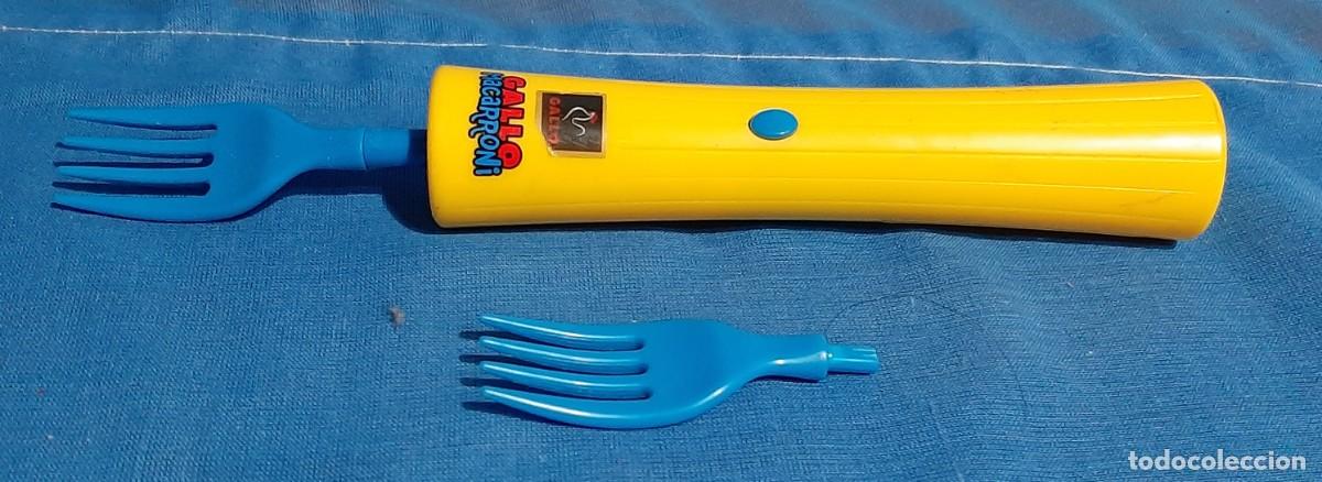 Coleccionismo: TENEDOR ELECTRICO PARA PASTA - Foto 2